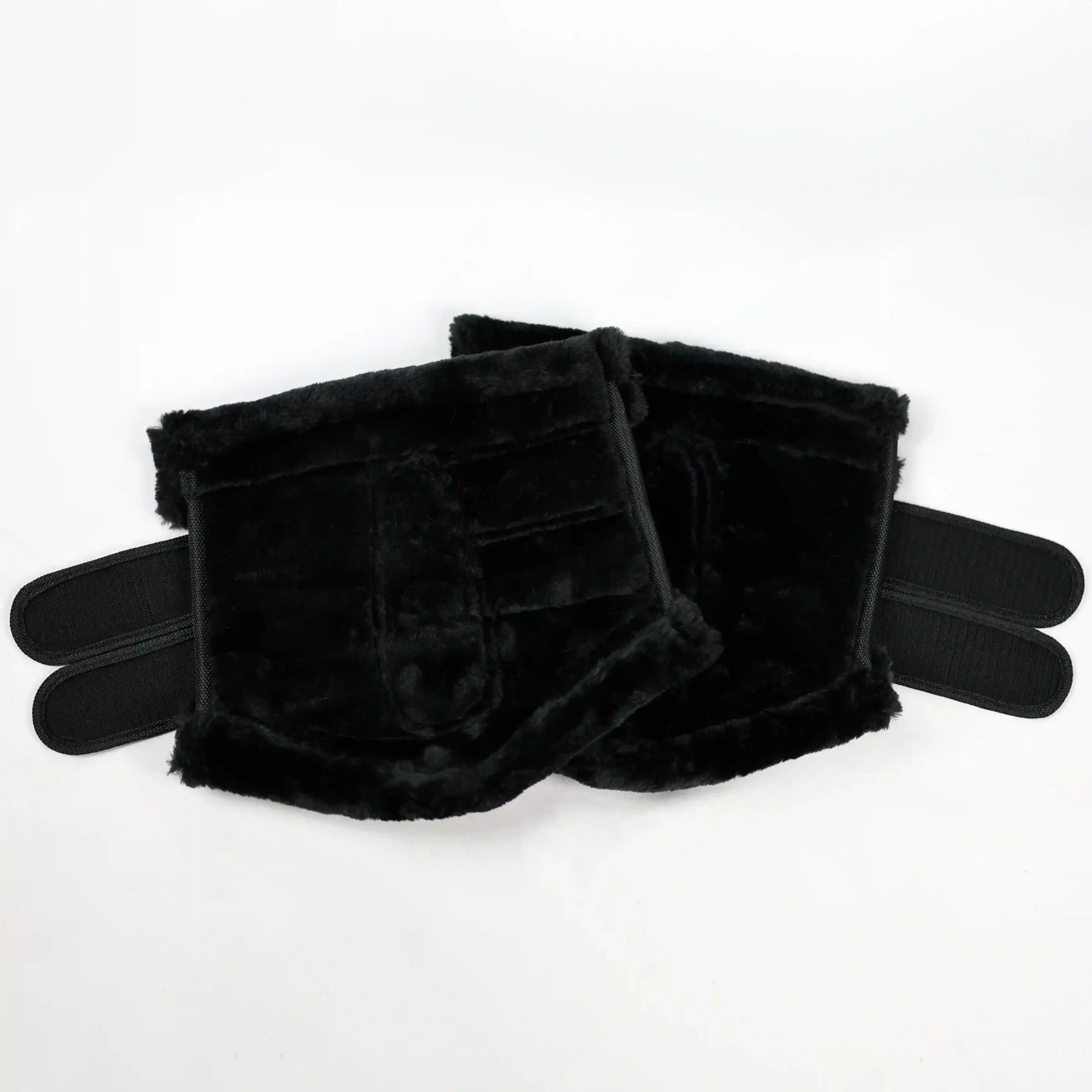 Diamond_Gold_Front_Brush_Boots_02