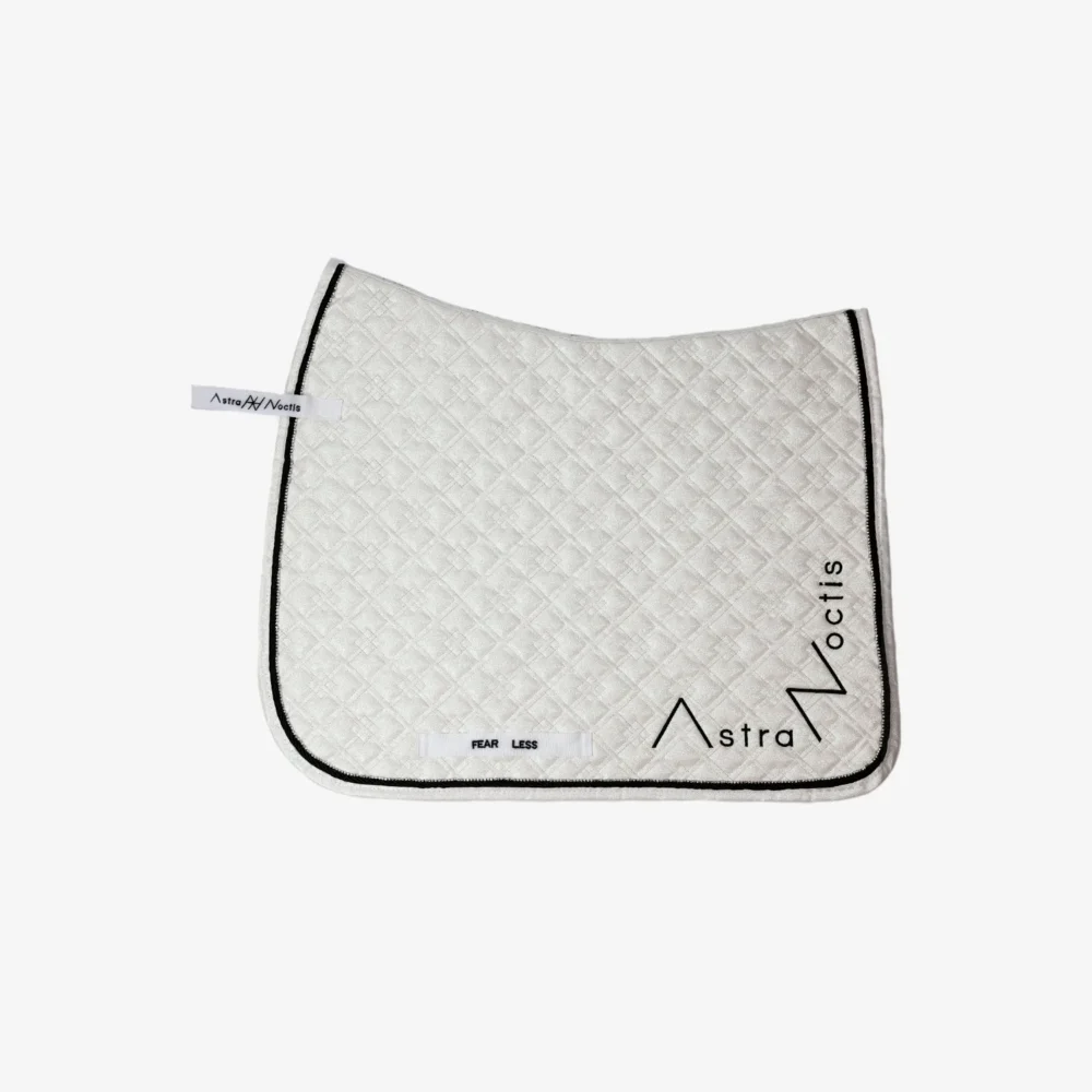 Sumatra Dressage Saddle Pad Blanco
