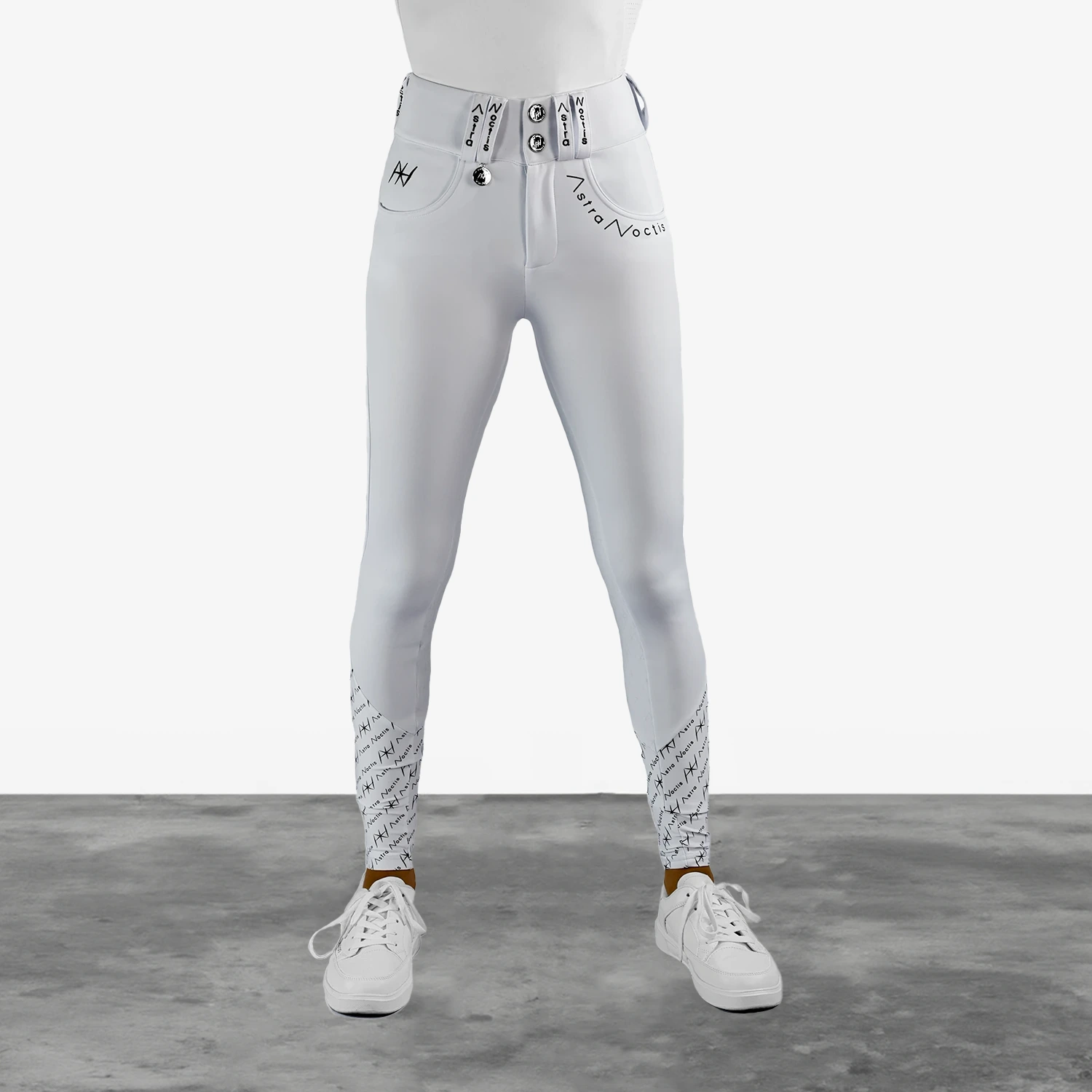 White_Breeches_02