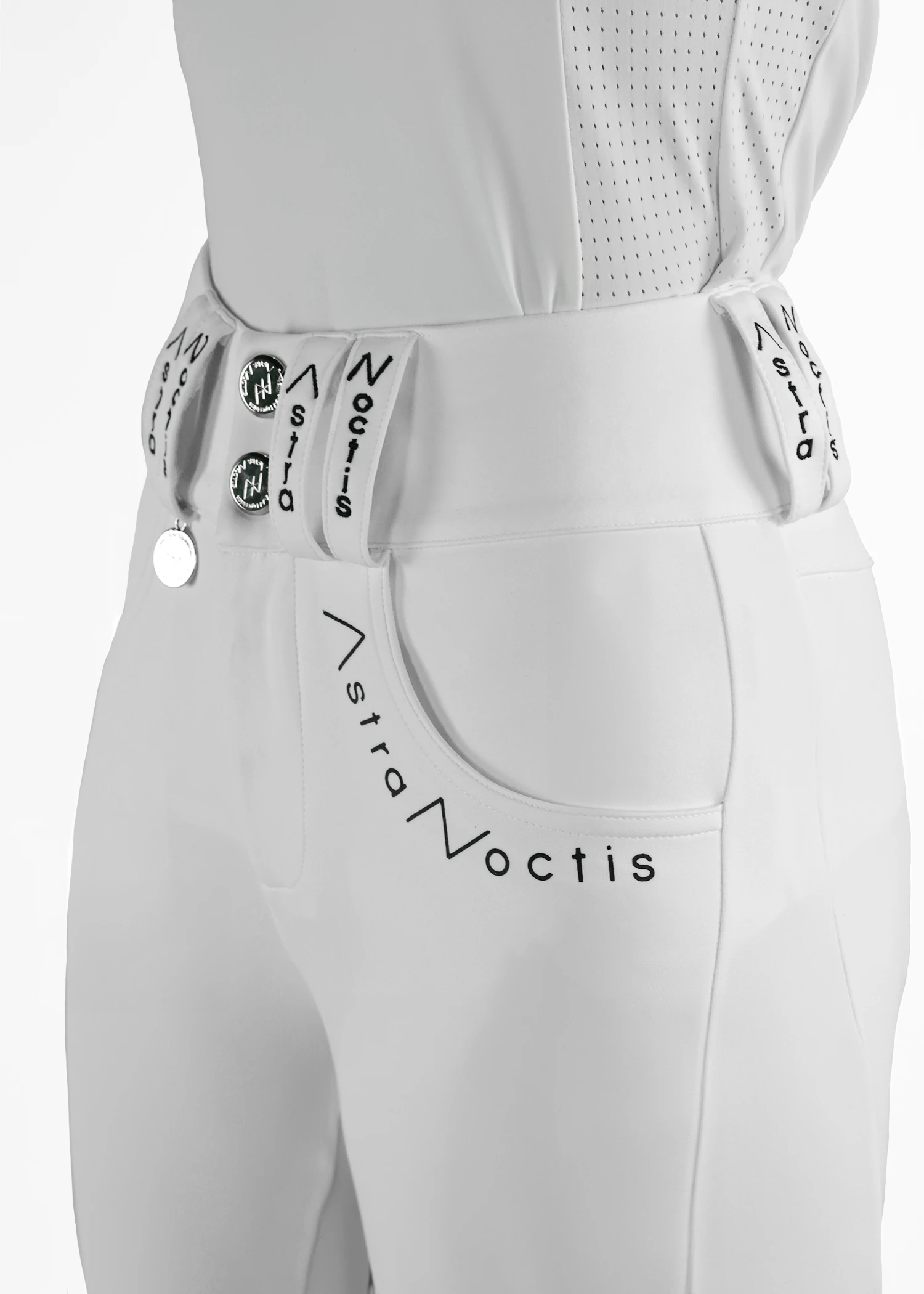 White_Breeches_03